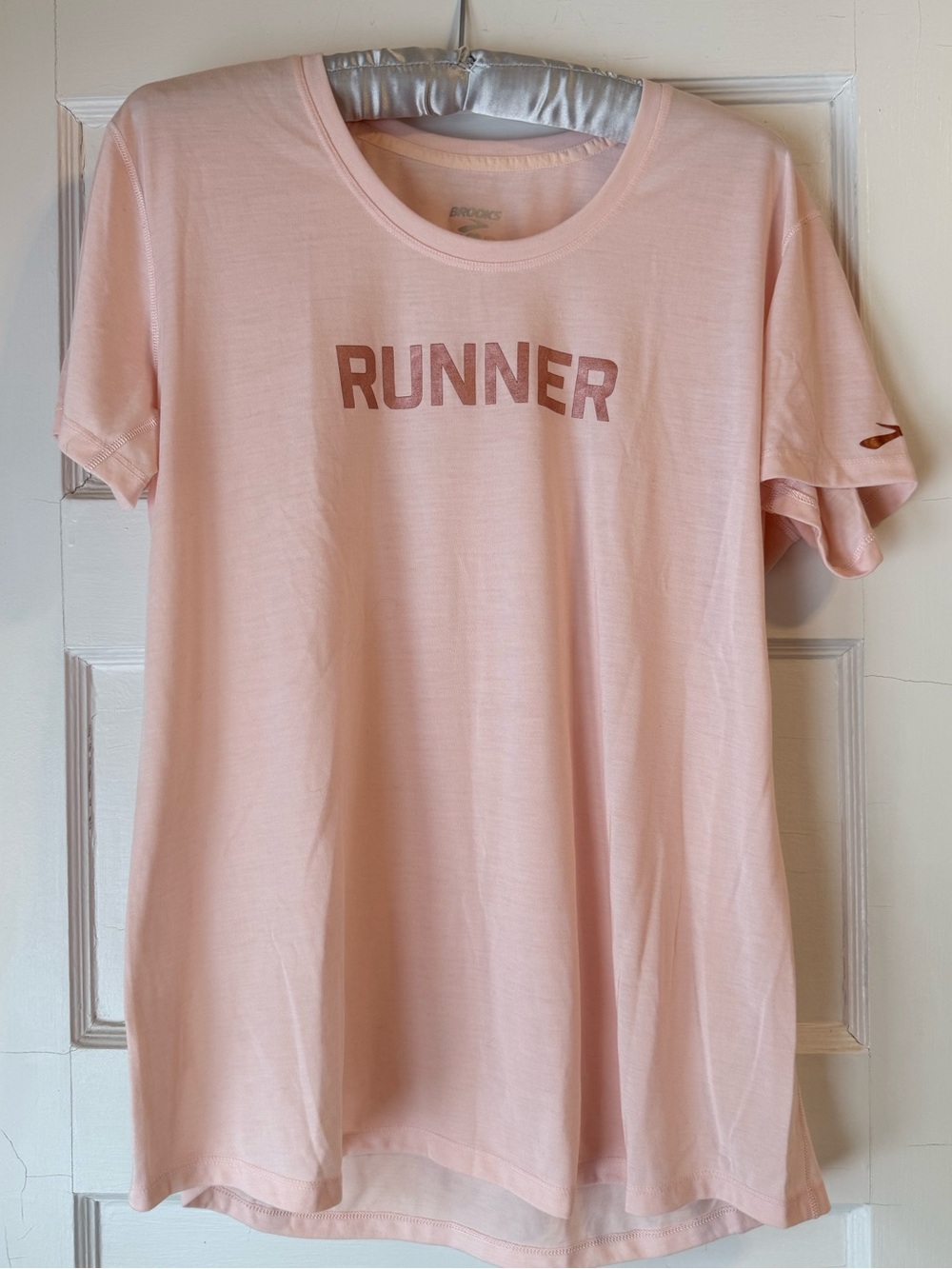 Brooks Women’s RUNNER shirt Pink with Glitter
